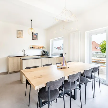 In Near The Sea, Cleaning Included Villa