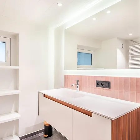 In Near The Sea, Cleaning Included Villa