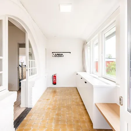 In Near The Sea, Cleaning Included Villa *